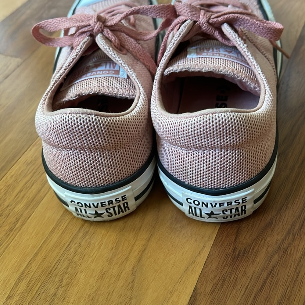 Chuck Taylor’s All Star Low Top Pink Converse Sneakers - Picture 3 of 5